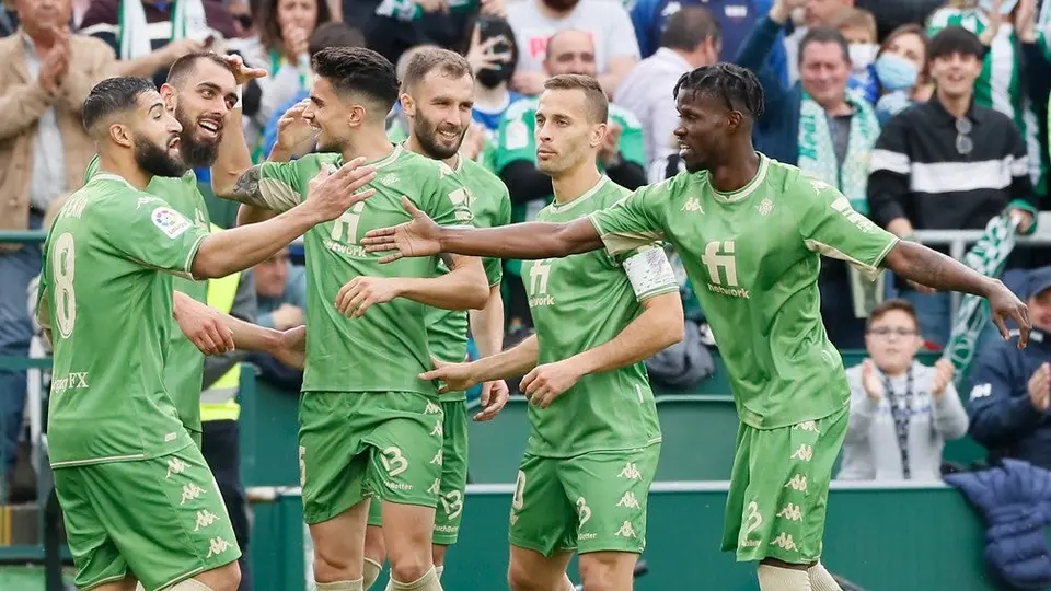 Lainez y Guardado: Betis doblegó al Athletic sin participación mexicana