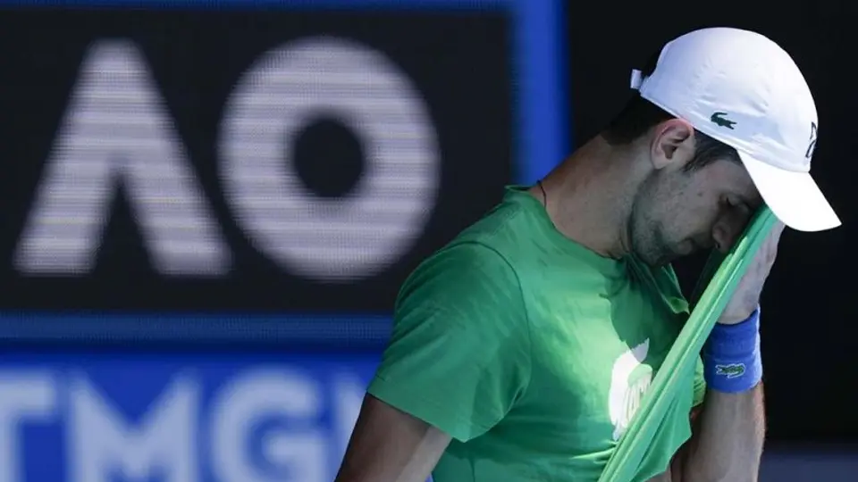 Djokovic: Ministro australiano canceló su visa por segunda vez; será detenido este sábado