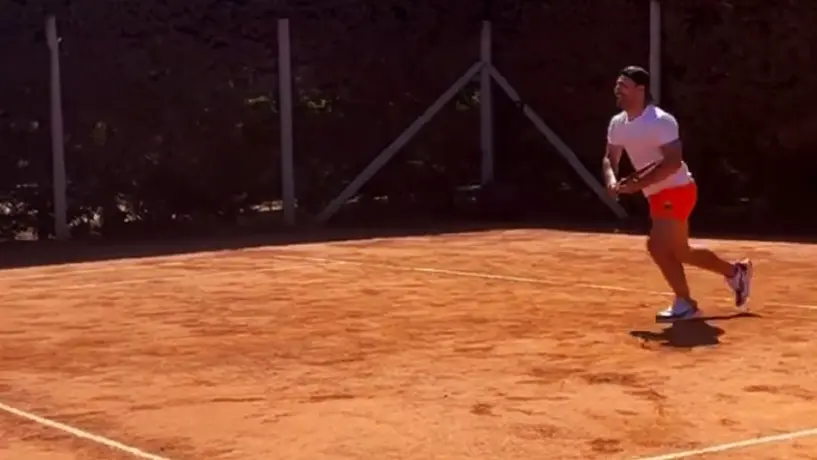 Kun Agüero sorprendió a seguidores con mágica actuación en juego de tenis