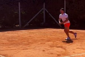 Kun Agüero sorprendió a seguidores con mágica actuación en juego de tenis