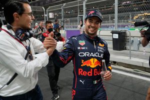 Checo Pérez tras su pole: ‘Puedo hacer mil vueltas aquí y no sería capaz de mejorar ésta’