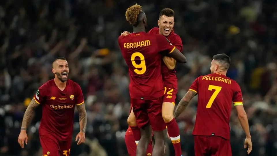 Roma, campeón de la Conference League; derrotó al Feyenoord en la Final