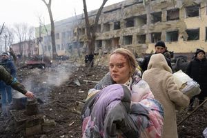 Rusia atacó hospital de maternidad en Ucrania; niños quedaron atrapados