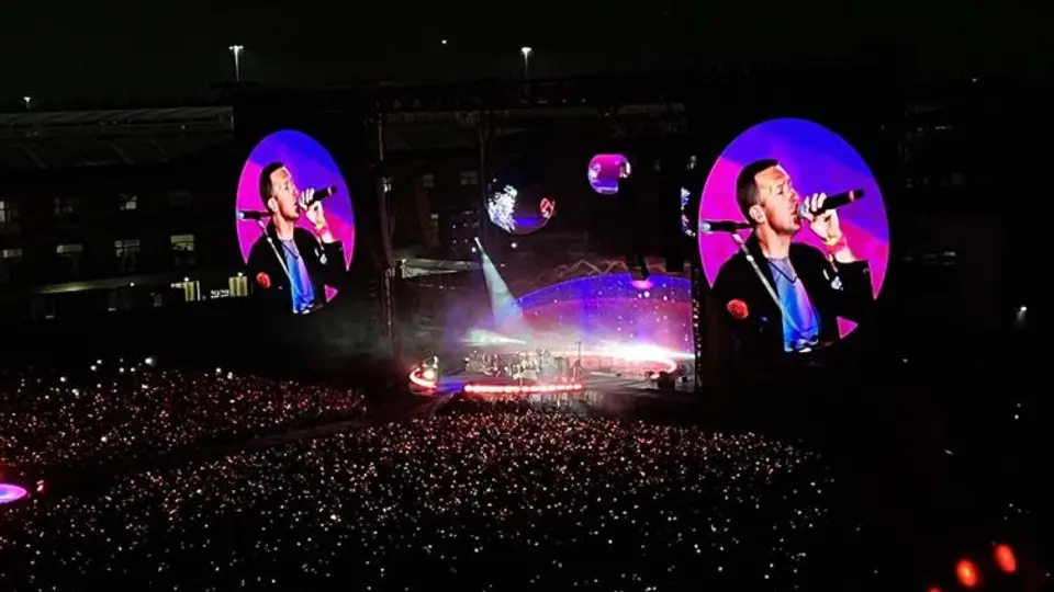 Coldplay rindió homenaje a Juan Gabriel durante concierto en el Foro Sol