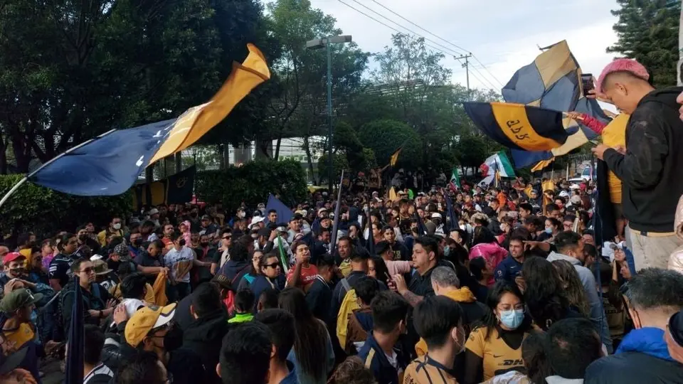 Pumas: Aficionados y jugadores auriazules disfrutaron de la serenata previo a la Final
