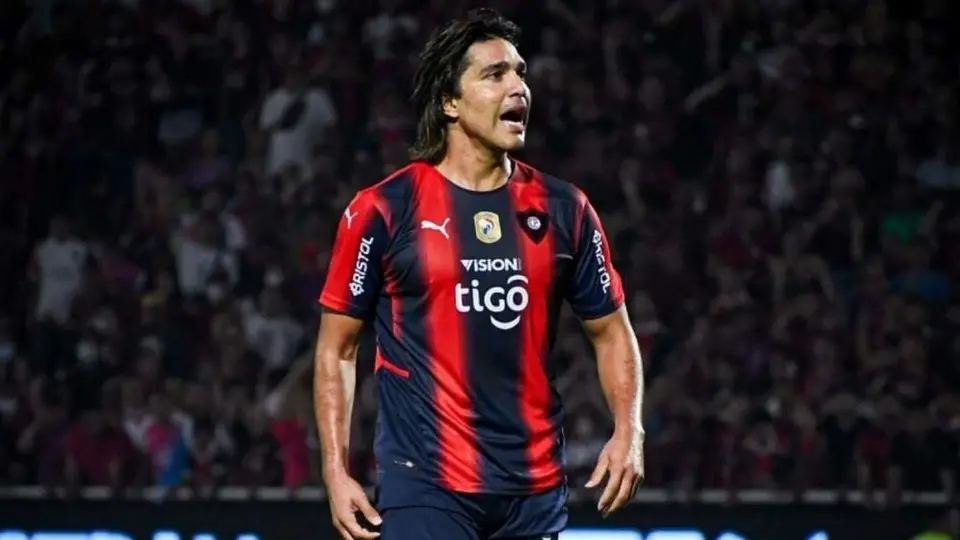 Video: Marcelo Martins rompió en llanto al marcar un gol que le dedicó a su papá