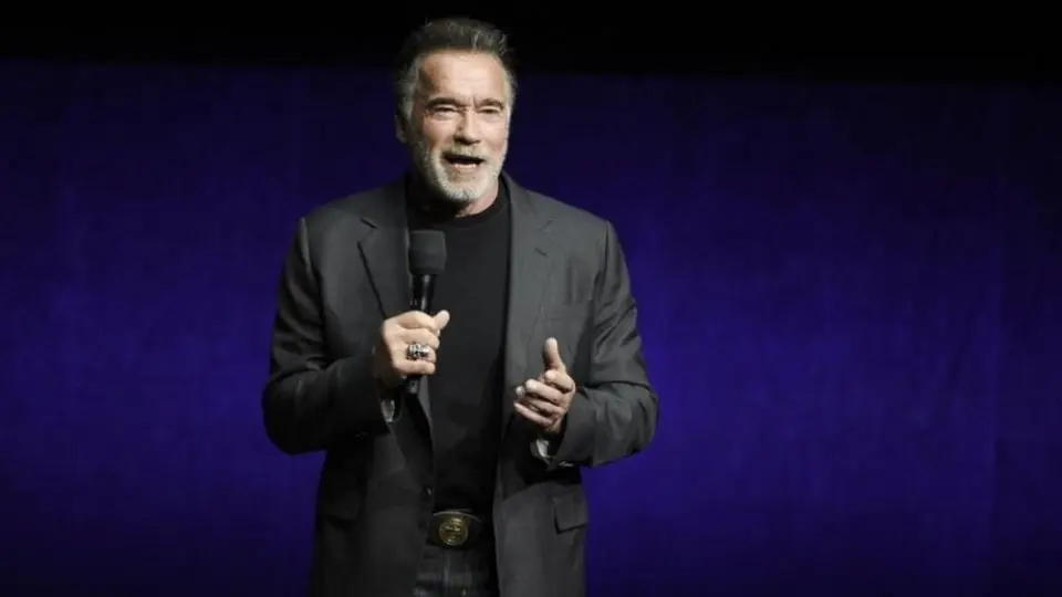 Arnold Schwarzenegger provocó un accidente automovilístico en Los Angeles