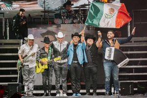 Grupo Firme: 'Sería un honor estar en algún Super Bowl'