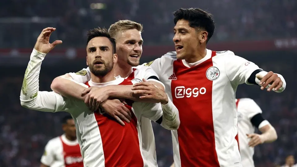 Edson Álvarez: Anotó y se convirtió en Bicampeón con Ajax tras goleada al Heerenveen