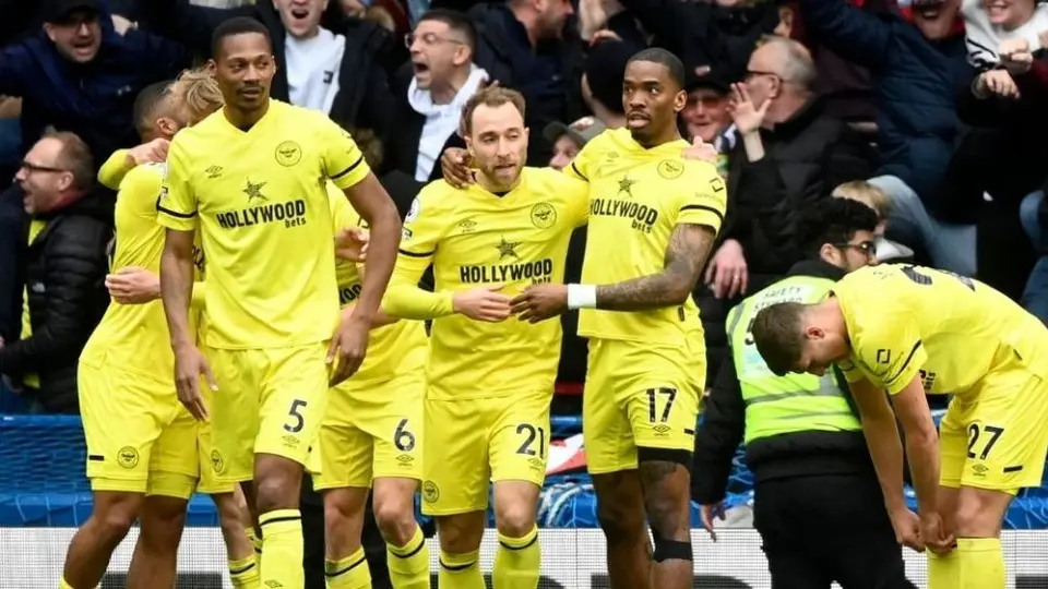 Premier League: Brentford goleó sorpresivamente al Chelsea en Stamford Bridge