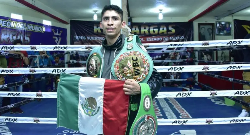 Rey Vargas previo a enfrentar a Magsayo: 'Es un sello llegar invicto por un segundo título mundial'