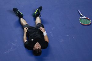 Abierto Mexicano de Tenis: Kozlov sufrió calambre en pleno partido ante Dimitrov