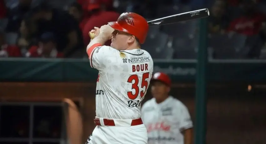 Diablos Rojos: Justin Bour y Khris Davis fueron dados de baja del equipo