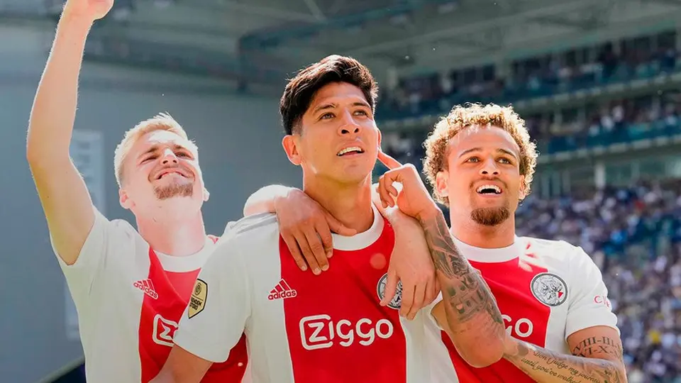 Edson Álvarez marcó tercer gol en fila en empate del Ajax ante el Vitesse