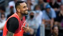 El show de Nick Kyrgios en el Abierto de Australia: Tomó cerveza y celebró como CR7
