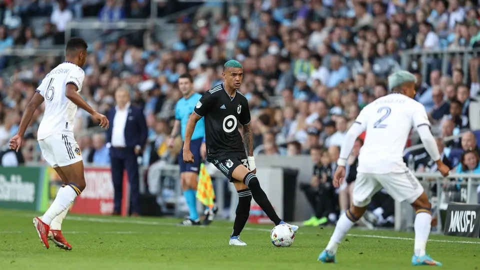 Chicharito Hernández: Galaxy firmó gris empate ante el Minnesota United 