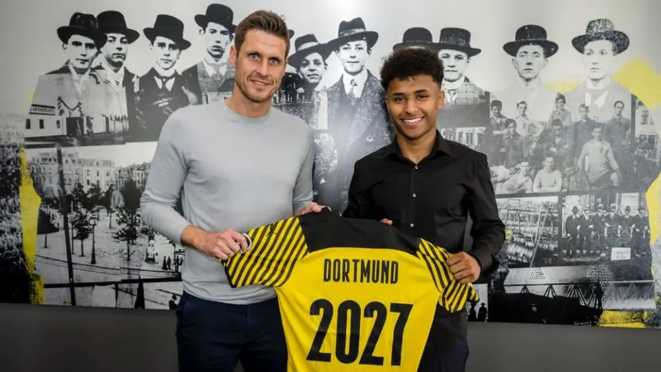 Borussia Dortmund: Adeyemi, el elegido para reemplazar a Haaland en el ataque negriamarillo