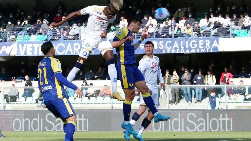 Serie A: Cierran sector del estadio de Verona por cánticos racista a jugadores del Napoli