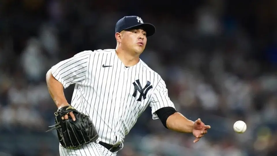 Manny Bañuelos tras debutar con los Yankees: 'Estoy agradecido de estar en las Mayores'