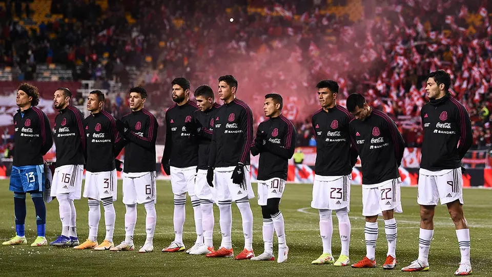 Selección Mexicana: Playera 'filtrada' hace una semana es fake