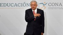 AMLO se disculpa por aviso precipitado sobre aumento a la tasa de Banxico