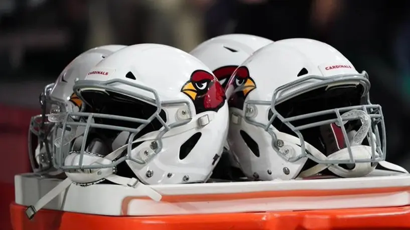 NFL: Arizona Cardinals presentó calendario para la temporada 2022-2023 al estilo del Metro de la CDMX