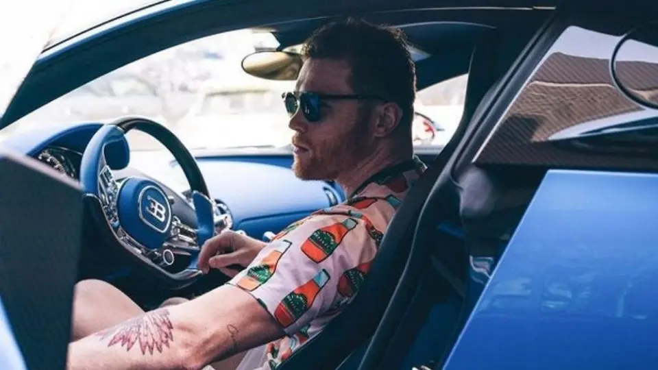 Canelo Álvarez: Presumió lujoso Bugatti Chiron en California