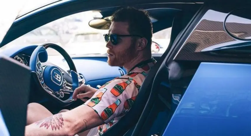 Canelo Álvarez: Presumió lujoso Bugatti Chiron en California