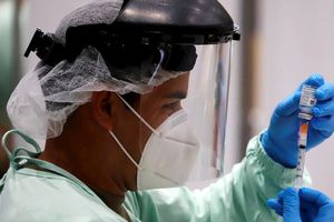 Covid-19: OMS ve necesario actualizar vacunas ante nuevas variantes