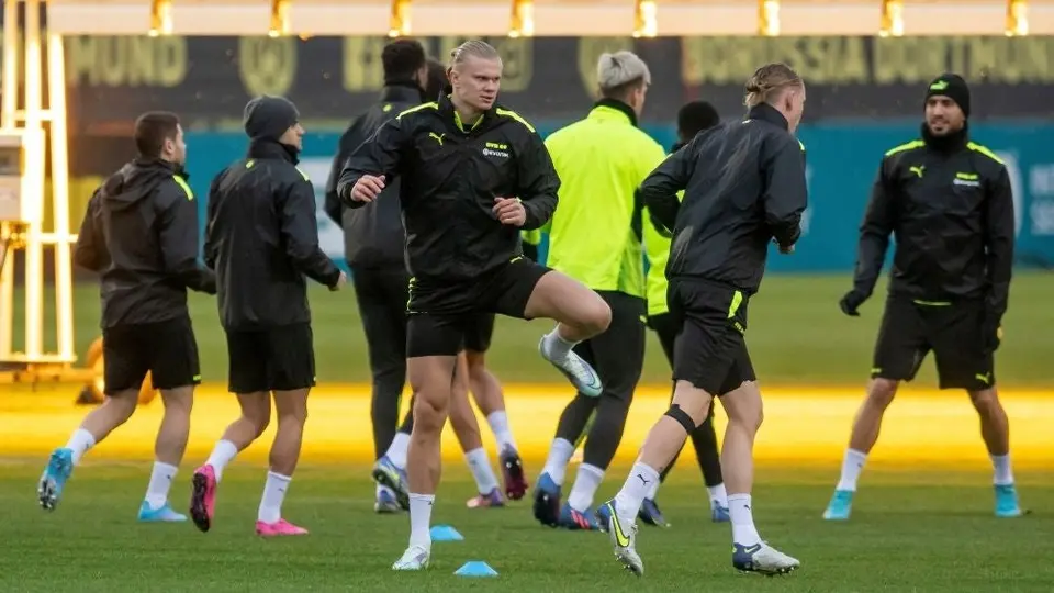Dortmund: Haaland regresó a los entrenamientos y estaría disponible para la Europa League
