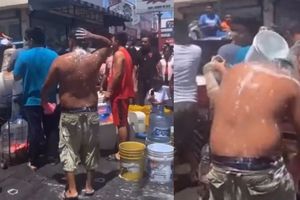 Nuevo León: Habitantes de Guadalupe aprovechan fuga de agua para bañarse