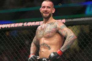 CM Punk tras anunciar retiro temporal: 'Estoy lesionado y necesito cirugía'
