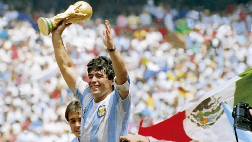 Maradona campeón del Mundo con Argentina en México 1986 | TWITTER | @ALEMANIAPRIMER