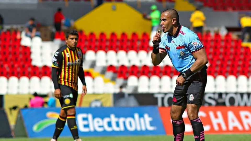 Árbitro de polémica UdeG vs Atlante se quedó sin designación en el Gallos vs Mazatán