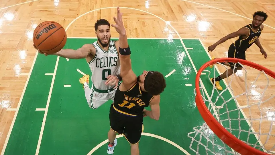 NBA: Stephen Curry comandó a Warriors para empatar la serie vs Celtics