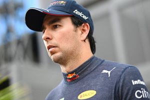Checo Pérez: "Renové en Red Bull porque no hacen diferencias entre Max y yo"