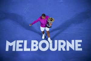 Rafael Nadal, primer tenista en remontar dos sets en una Final de Australian Open
