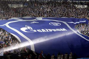 Schalke 04: Jersey del club sin patrocinador ruso se disparó y colapsó tienda virtual
