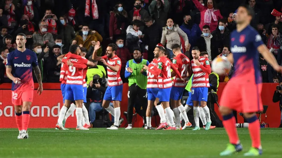 Héctor Herrera, con minutos en derrota del Atlético de Madrid ante Granada