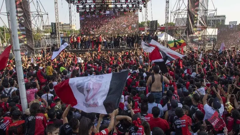 Atlas: Aldo Rocha 'orquestó' a la afición Rojinegra para dedicarle cántico a Chivas