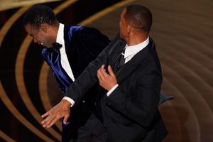 Video: Will Smith cacheteó a Chris Rock en los Oscar 2022