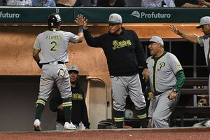 Diablos Rojos: Pericos venció al México en el primero de la serie