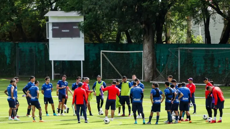 Chivas: Regresó a los entrenamientos en Verde Valle tras la pretemporada en EU