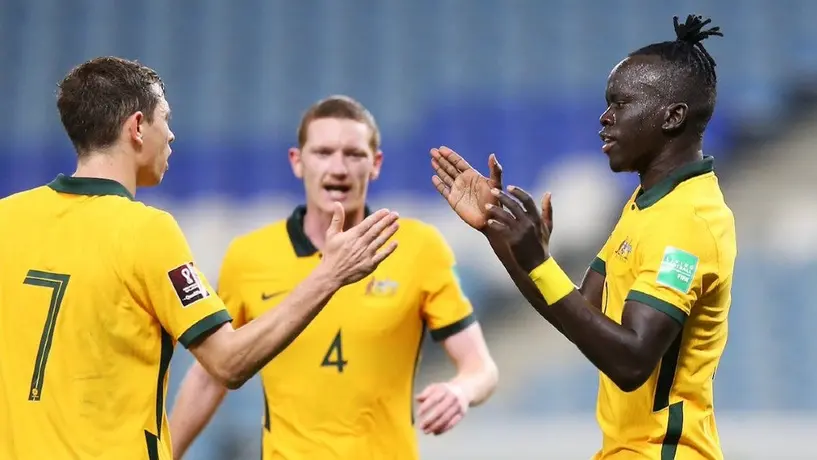 Qatar 2022: Emiratos Árabes Unidos y Australia por su pase al Repechaje del Mundial