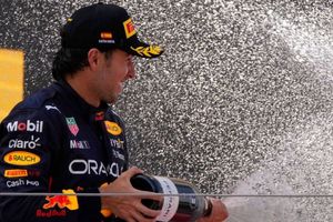 Checo Pérez fue elogiado durante el GP de España: 'Qué capo, con el mexicano no se juega'