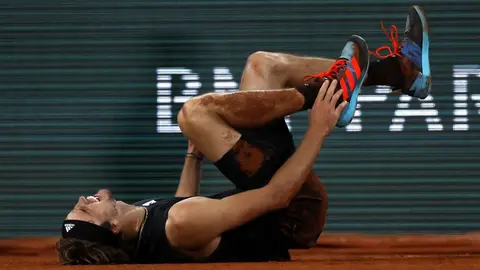 Zverev, operado con éxito tras la rotura de ligamentos