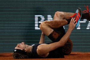 Zverev, operado con éxito tras la rotura de ligamentos