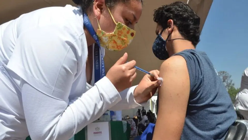 Coronavirus: CDMX dio a conocer fechas y sedes de vacunación para rezagados