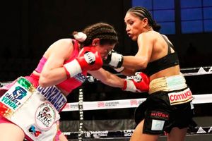 CMB advirtió cero tolerancia en 'golpe de conejo' tras pelea de la 'Cobrita' y 'La Magnífica'