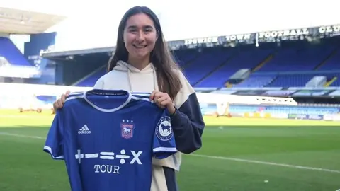 Silvana Flores: Anunciada como nueva jugadora del Ipswich Town de Inglaterra